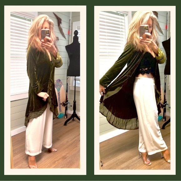 R. Vivimos Tops - R. VIVIMOS Green Velvet
Layered Chiffon Long open front
Cocktail Jacket M Boho,S